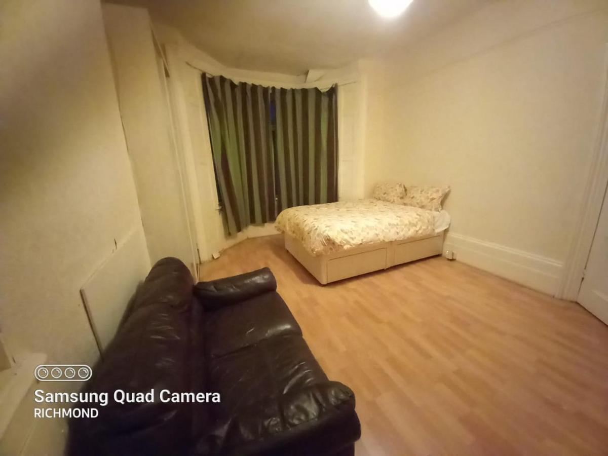 Elmdene Road - Large Room Londres Exterior foto