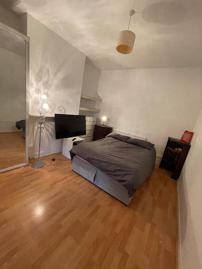 Elmdene Road - Large Room Londres Exterior foto
