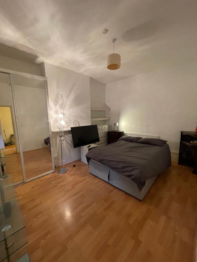 Elmdene Road - Large Room Londres Exterior foto